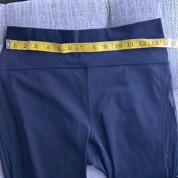 Lululemon Sun Setter Crop size 8 - Picture 6 of 8